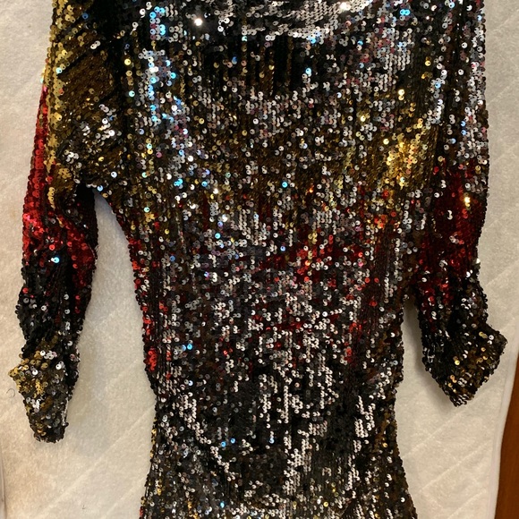 Boston Proper Cold shoulder multi color sequin top - Picture 1 of 5